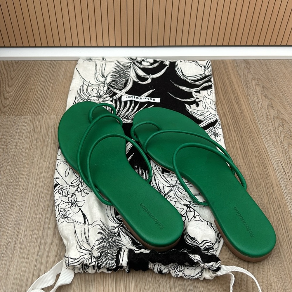 Reformation 'Ludo' Toe Ring Strappy Flat Sandals, Green, Size 8